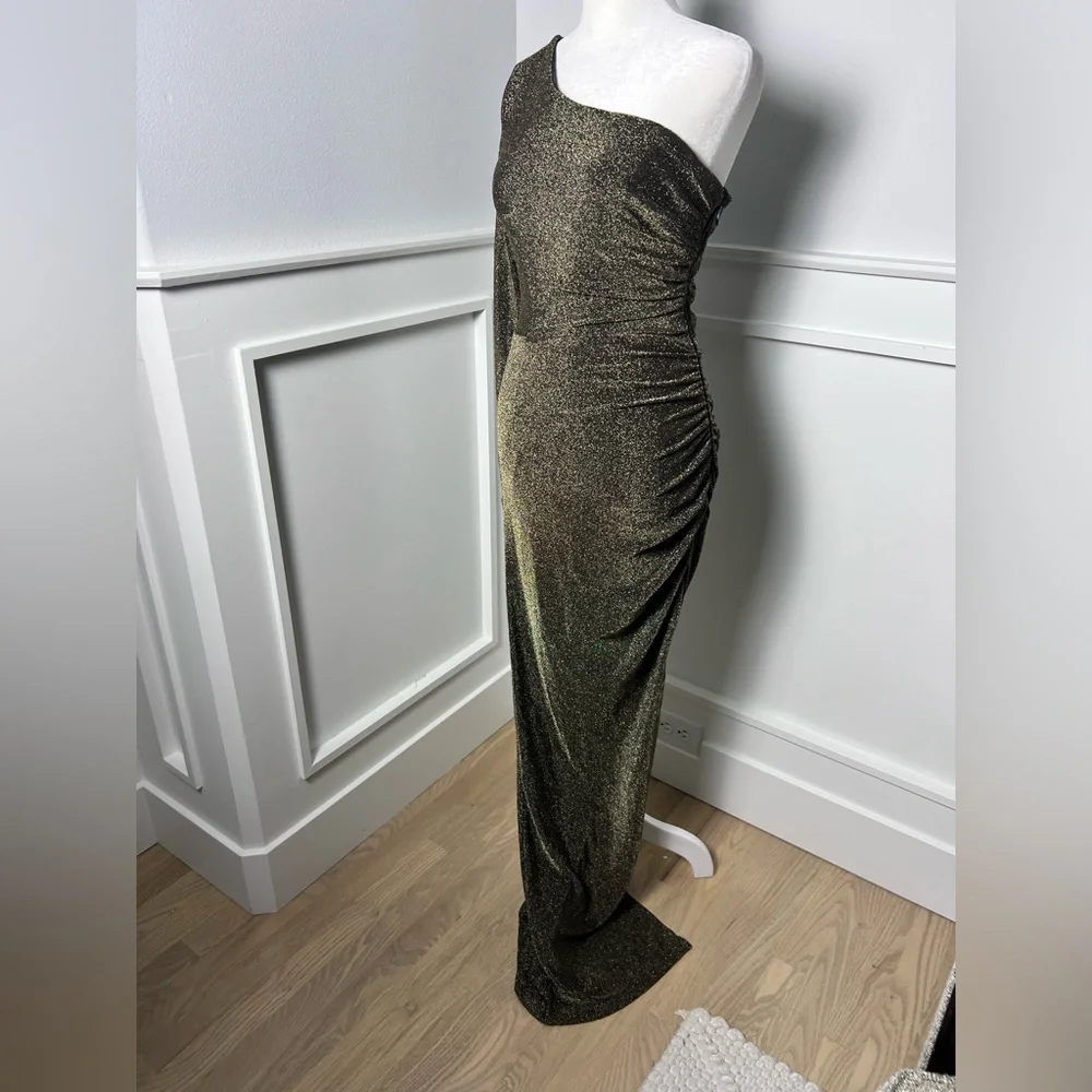 Elegant One-Shoulder  Lulus gold/ black Dress size S - Picture 4 of 10